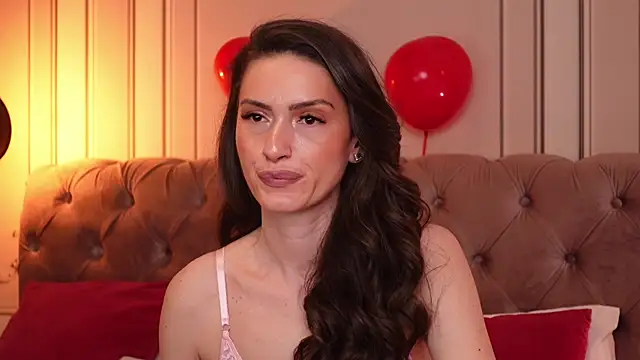 MayaVixxen online show from February 14, 6:23 am