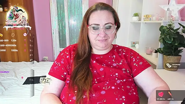 Snapshot of lovely_adelle chatting on December 24, 12:22 pm lovely adelle online show from December 24, 12:22 pm