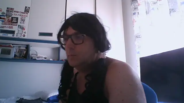 Snapshot of brindisiroby chatting on July 20, 11:01 am brindisiroby online show from July 20, 11:01 am