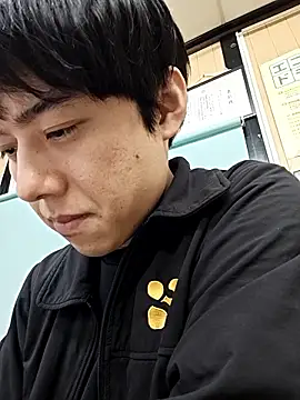 whitebriefboy online show from April 16, 4:52 pm