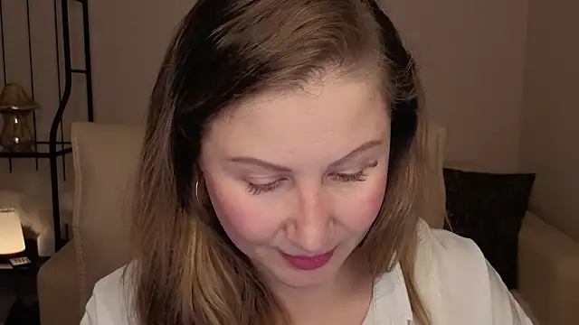 Snapshot of Helens_love chatting on October 9, 2:20 am Helens love online show from October 9, 2:20 am