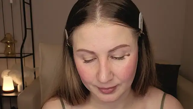 Snapshot of Helens_love chatting on November 23, 2:11 am Helens love online show from November 23, 2:11 am