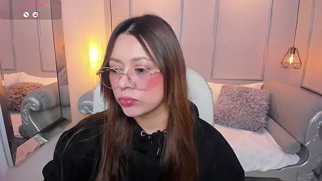 Lanna18 online show from October 8, 11:41 am