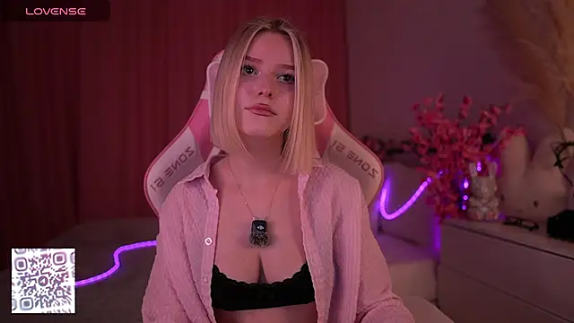 Dragonwind online show from April 12, 1:10 am