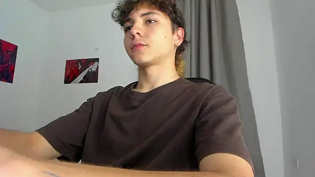 Snapshot of Joe23__ chatting on October 10, 4:55 am Joe23 online show from October 10, 4:55 am