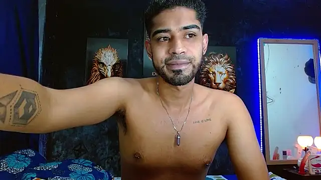 ryanse hot online show from November 11, 8:20 pm