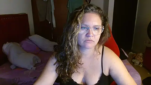 helenca43 online show from December 3, 9:07 am