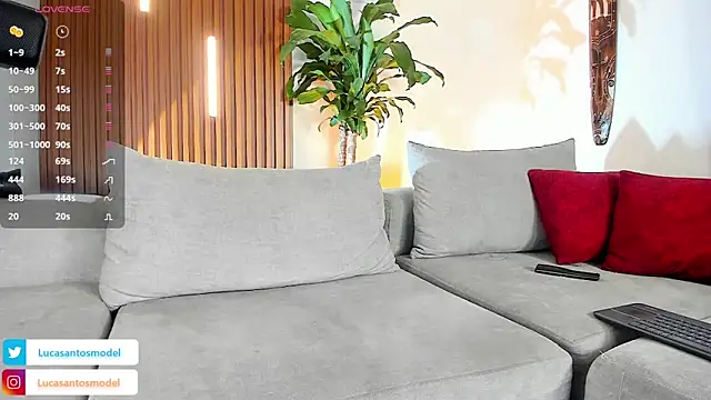 lucasanto  online show from February 12, 3:45 am