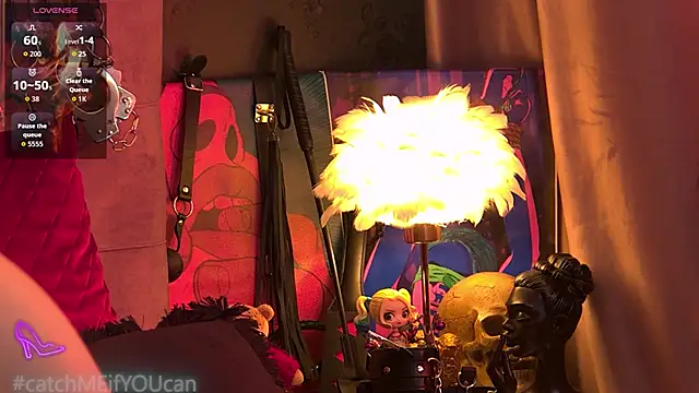 ZoeMesmerize online show from April 6, 3:13 pm