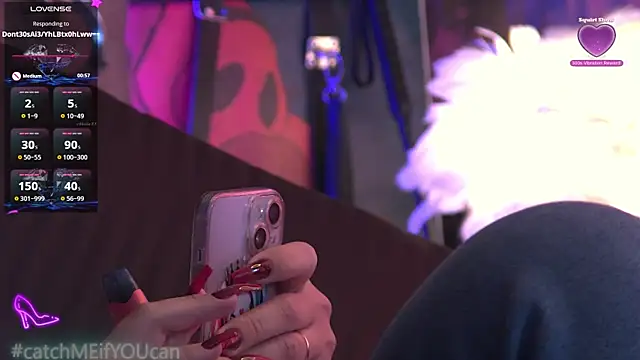 ZoeMesmerize online show from April 14, 2:01 pm