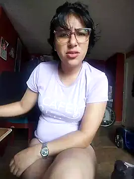 Im Alma  online show from December 12, 2:55 pm