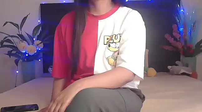 WildRuhi20 online show from March 13, 9:43 am