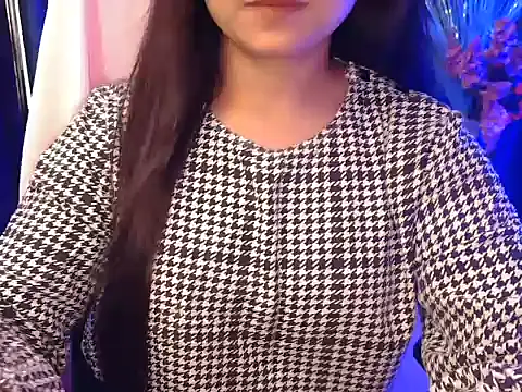 WildRuhi20 online show from April 19, 4:12 am