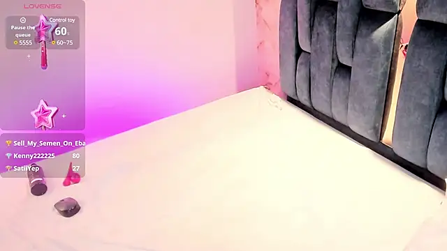 RoseTaylor   online show from February 14, 8:52 am