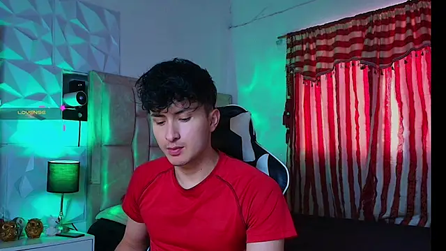 santyago taylor online show from January 22, 6:41 pm