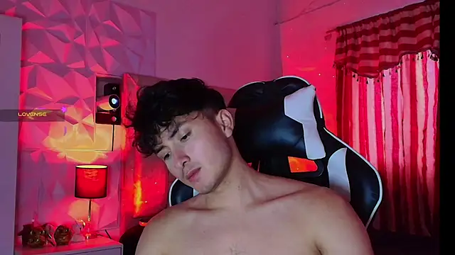 santyago taylor online show from January 23, 9:50 pm