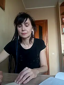 Francenia lolis online show from April 10, 6:29 am