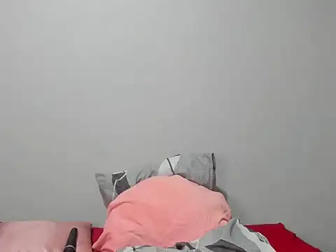 Snapshot of kittydollyx02 chatting on December 2, 7:38 pm kittydollyx02 online show from December 2, 7:38 pm