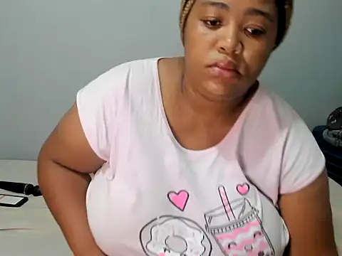 Snapshot of kittydollyx02 chatting on January 15, 8:58 pm kittydollyx02 online show from January 15, 8:58 pm
