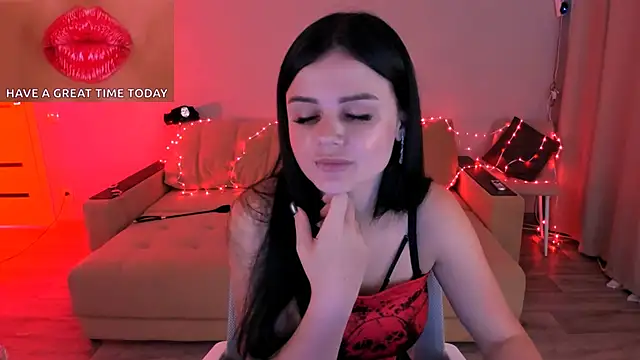 Lora Cain online show from September 23, 12:30 pm