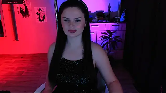 Lora Cain online show from July 21, 2:41 pm