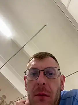 adrian90bi11 online show from April 8, 9:20 am