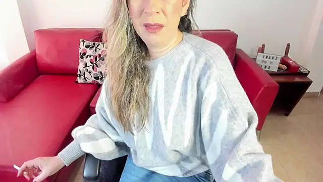 Snapshot of CHANNEL_GOLD chatting on January 9, 4:39 pm CHANNEL GOLD online show from January 9, 4:39 pm