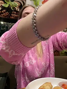 Snapshot of -Sexy_Barbie- chatting on January 16, 11:37 am -Sexy Barbie- online show from January 16, 11:37 am