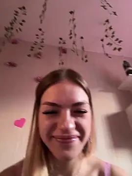 Snapshot of -Sexy_Barbie- chatting on February 23, 10:49 am -Sexy Barbie- online show from February 23, 10:49 am