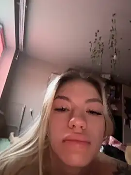 -Sexy Barbie- online show from November 10, 2:10 am