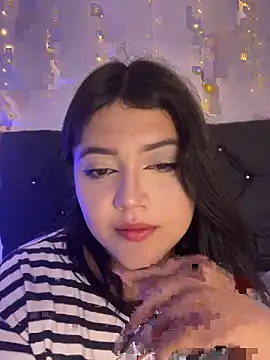 Snapshot of alisson_carolina73 chatting on November 27, 4:03 am alisson carolina73 online show from November 27, 4:03 am