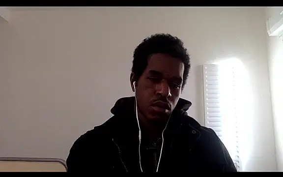 Snapshot of POPAYE972 chatting on November 3, 3:35 pm POPAYE972 online show from November 3, 3:35 pm