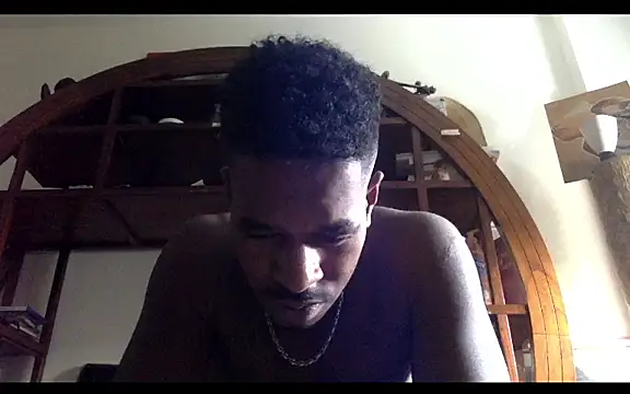 Snapshot of POPAYE972 chatting on November 12, 2:17 pm POPAYE972 online show from November 12, 2:17 pm