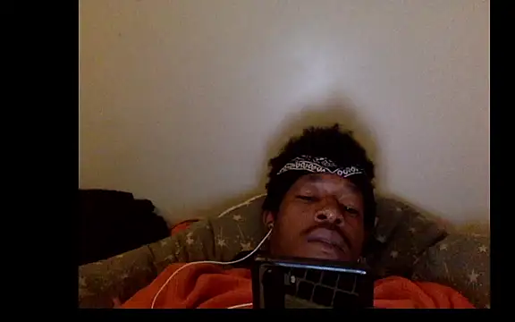 POPAYE972 online show from April 6, 9:05 pm