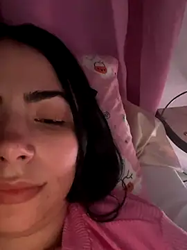 SexyDelaJ online show from December 1, 7:02 am