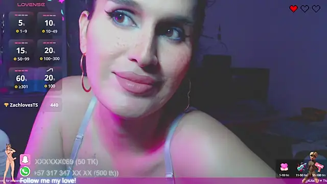 Snapshot of Jiafei69 chatting on January 11, 12:12 am Jiafei69 online show from January 11, 12:12 am