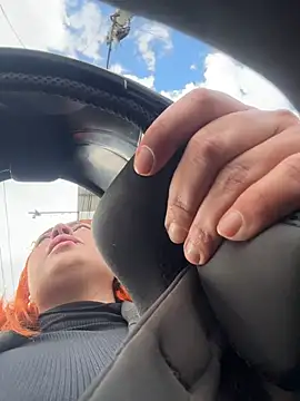 Snapshot of dulce_celeste15 chatting on November 7, 7:25 pm dulce celeste15 online show from November 7, 7:25 pm