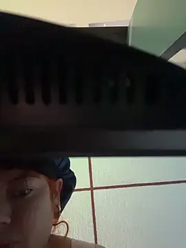 Snapshot of dulce_celeste15 chatting on November 22, 11:53 am dulce celeste15 online show from November 22, 11:53 am