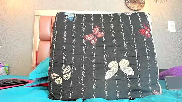 KOURTNEY-- online show from February 28, 2:56 am