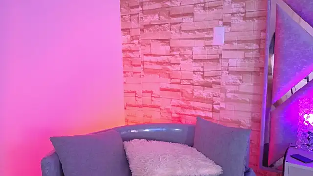 paulette dupont online show from February 8, 3:32 am