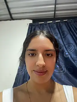 Snapshot of paulette_dupont chatting on July 16, 1:22 am paulette dupont online show from July 16, 1:22 am
