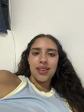 Snapshot of paulette_dupont chatting on July 16, 11:55 pm paulette dupont online show from July 16, 11:55 pm