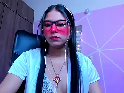  ALLYSON18  online show from December 15, 11:58 am