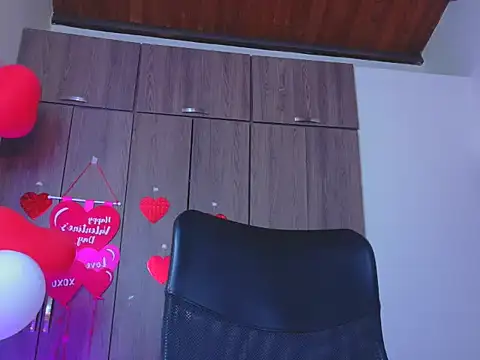  ALLYSON18  online show from February 23, 11:51 am