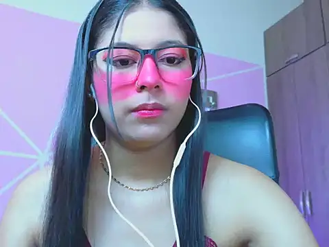  ALLYSON18  online show from May 21, 11:39 am