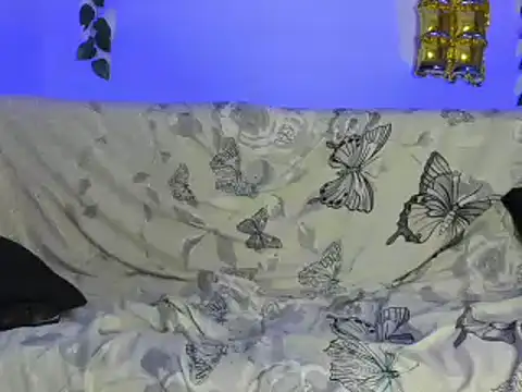 Snapshot of mikee_scooth chatting on January 20, 1:32 pm mikee scooth online show from January 20, 1:32 pm