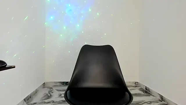 mikee scooth online show from April 9, 8:31 am