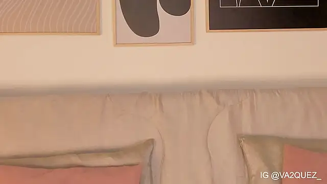 Heyloreley online show from February 19, 3:13 am