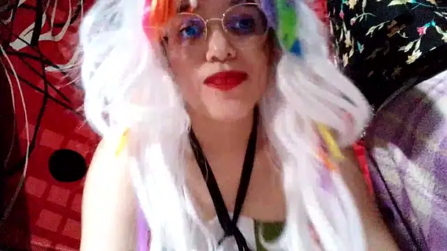 Snapshot of guanaemma chatting on January 14, 5:51 pm guanaemma online show from January 14, 5:51 pm