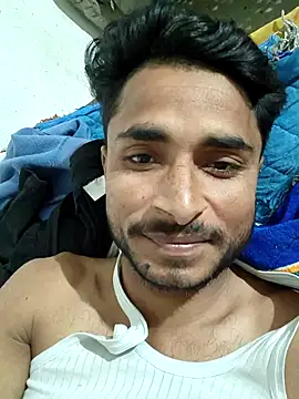 Snapshot of vkhotboy143 chatting on December 23, 9:18 pm vkhotboy143 online show from December 23, 9:18 pm